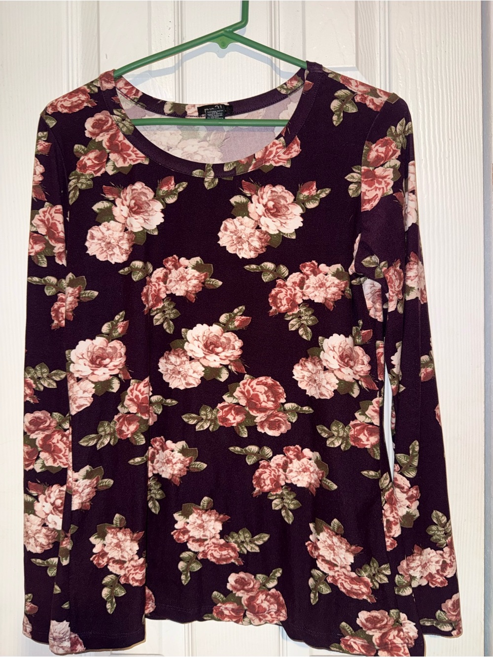 Rue21 Plum Long-Sleeve Scoop Neck Top with Pink Rose Print